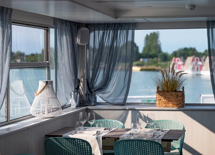 Marina Azzurra Resort Houseboat Lagoon