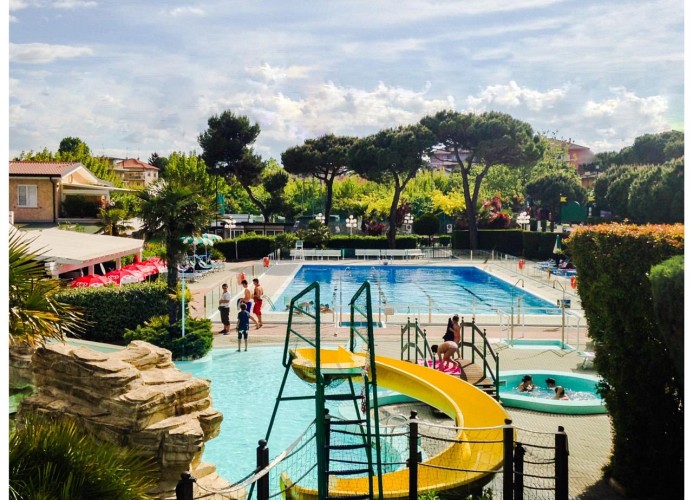 Camping Riccione Mobilehome Happy Easy