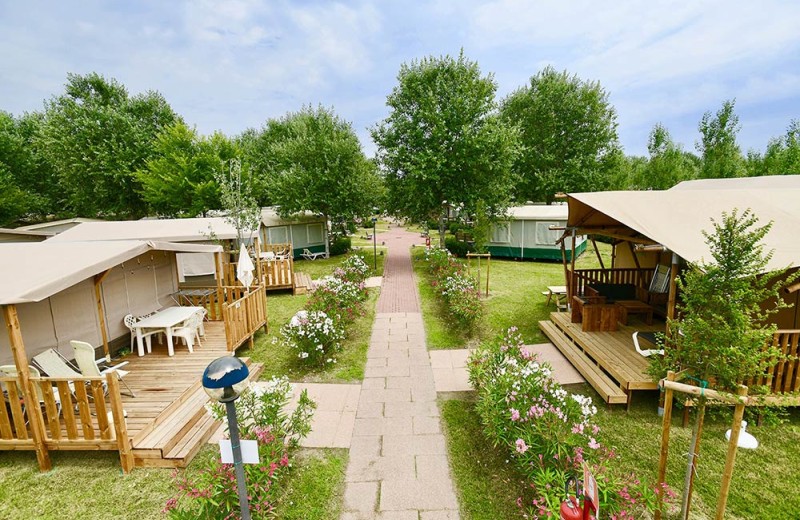 Barricata Holiday Village Lodge Tent Deluxe