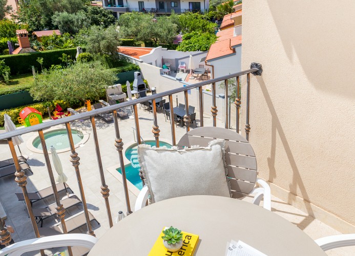 Villa Nina Apartments Zweizimmer-Wohnung mit Balkon 2+2