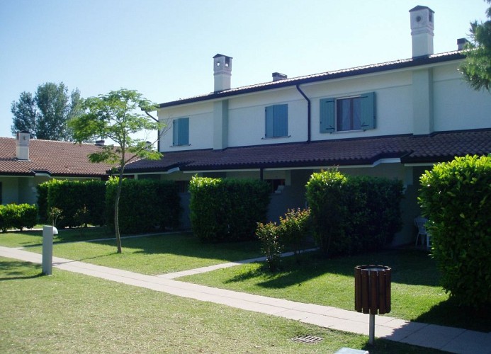 Residenz Ca' del Pino Dreizimmer-Wohnung Trilo Tipo G 