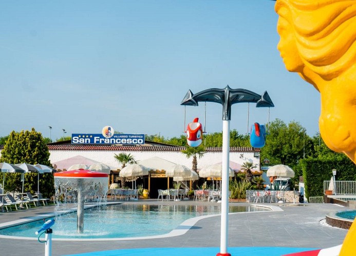 Feriendorf Francesco Lodge Premium Sea Breeze