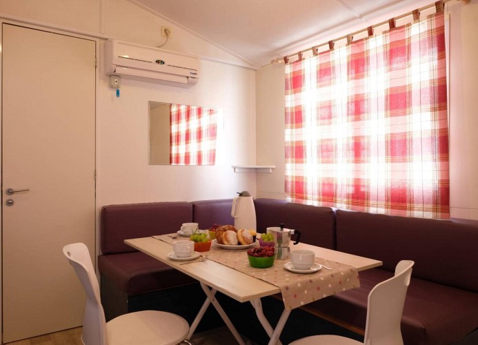 Villaggio Camping Thurium Mobilehome Happy Easy