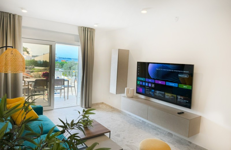 Villa Nina Apartments Superior Dreizimmer-Wohnung mit Meerblick 4*