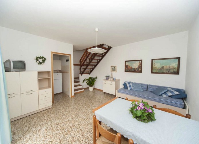 Residenz Ca' del Pino Dreizimmer-Wohnung Trilo Tipo G 