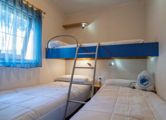 Sole Family Camping Village Lodge Superior Dog 