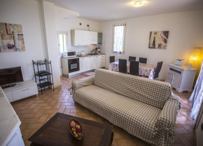 Residenz Karina Dreizimmer-Ferienhaus Villa Eliana 