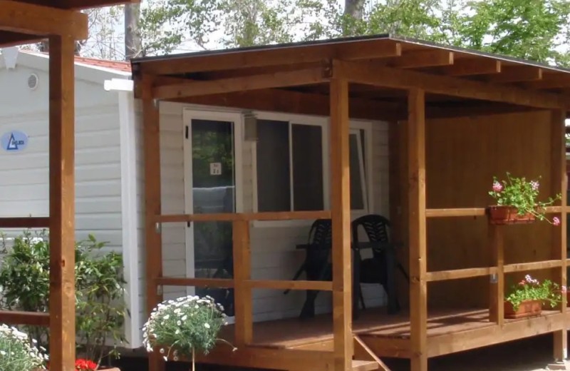 Bosco Verde Camping Mini Bungalow