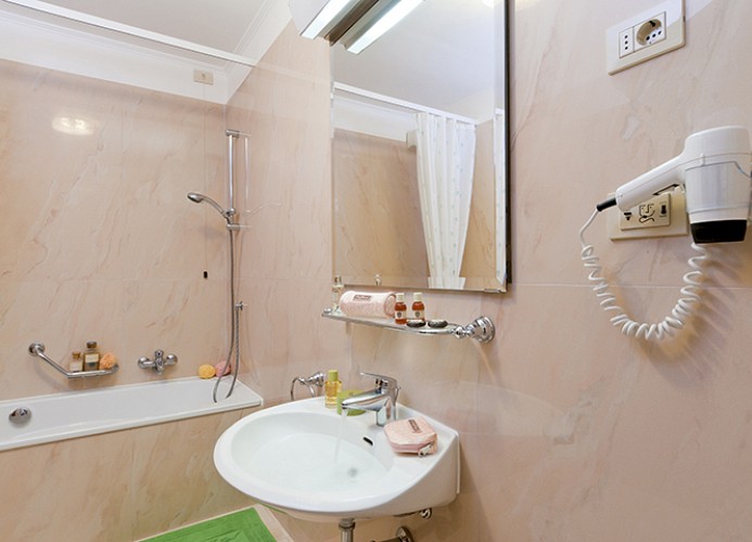 Residenz Carl und Do Vierzimmer-Wohnung Quadrilo Standard 