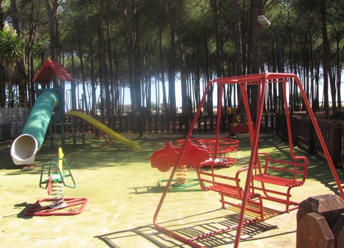 Villaggio Camping Thurium Mobilehome Happy Easy