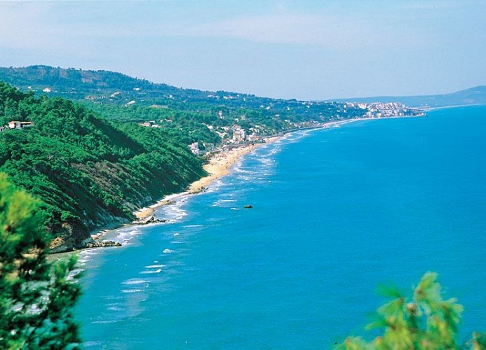 Camping Village Internazionale San Menaio Mobilehome Happy Easy