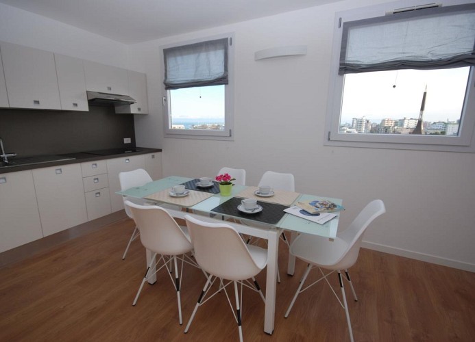 Residenz Torre Bianca Vierzimmer-Wohnung Quadri D6 