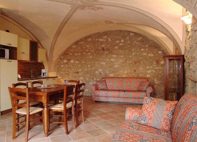Residenz Borgo Alba Chiara Dreizimmer-Wohnung Trilo A3