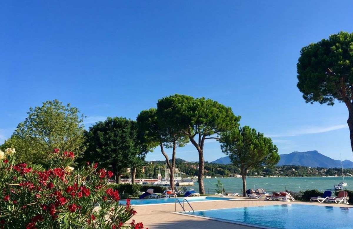 Front Lake Resort Le Corti del Lago Zweizimmer-Bungalow Bilo Classic A2
