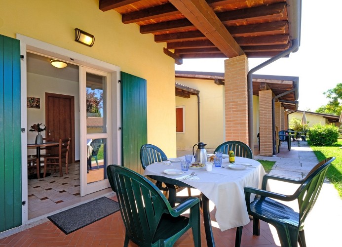 Ferienanlage Piani di Clodia Dreizimmer-Reihenhaus Trilo Valpolicella