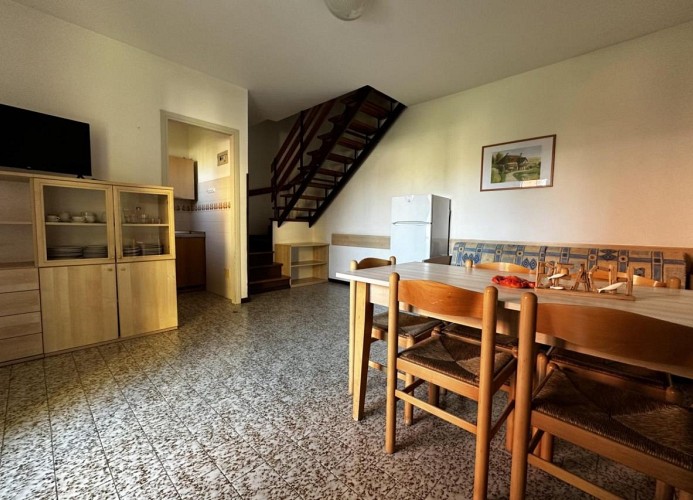 Residenz Michelangelo-Dreizimmerwohnung C6* seitlicher Poolblick 