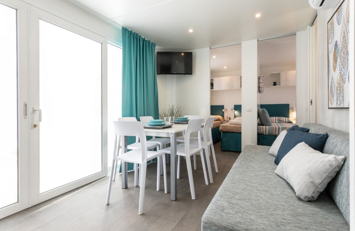 Ferienpark Garda Village Maxicaravan Deluxe 