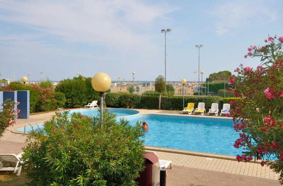 Residenz Luxor-Dreizimmerwohnung C6* mit seitlichem Meerblick