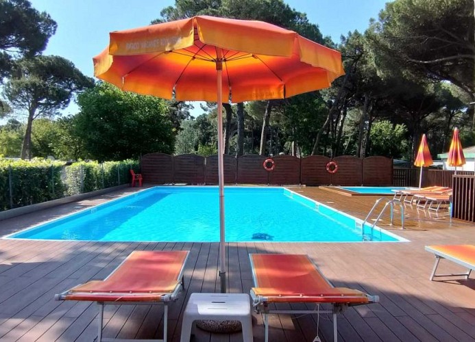 Rivaverde Family Camping Village Lodge Deluxe 