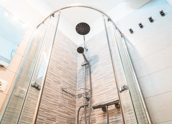 Dusche
