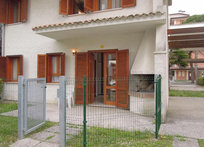 Villa Mery Dreizimmer-Wohnung Tipo C1S Erdgeschoss 