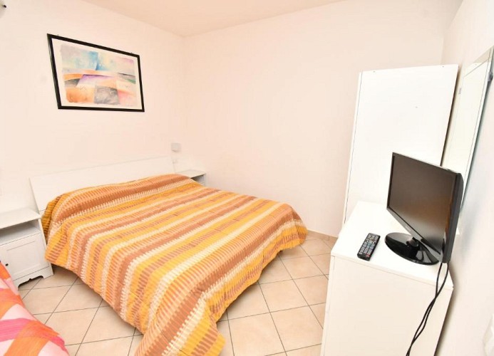 Residenz Arcobaleno Zweizimmer-Wohnung Ostrica