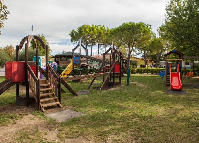 Ferienpark Garda Village Zweizimmer-Bungalow Bilo 