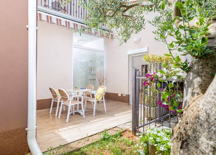 Villa Nina Apartments Zweizimmer-Wohnung mit Terrasse 2+2