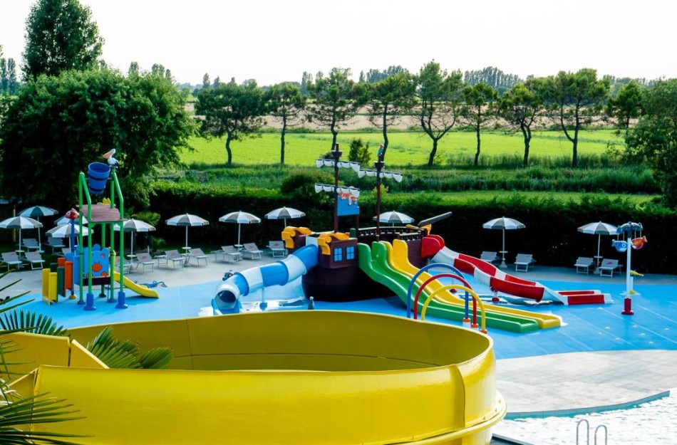 Feriendorf Francesco Lodge Prestige Lilac 