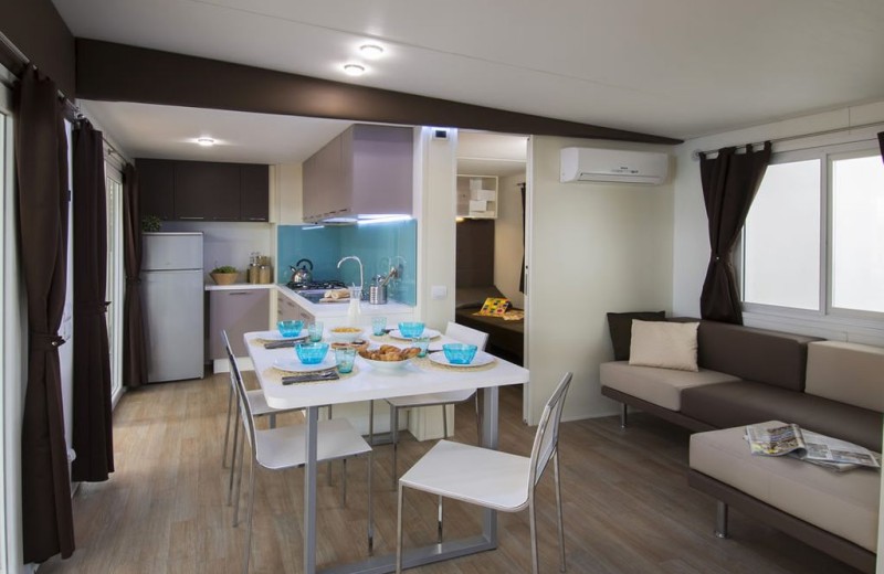 Feriendorf Oasi Mobilehome Honolulu 