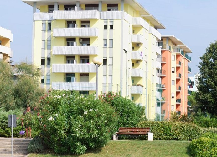 Residenz Aurora A-Dreizimmerwohnung C6*++ mit seitlichem Meerblick