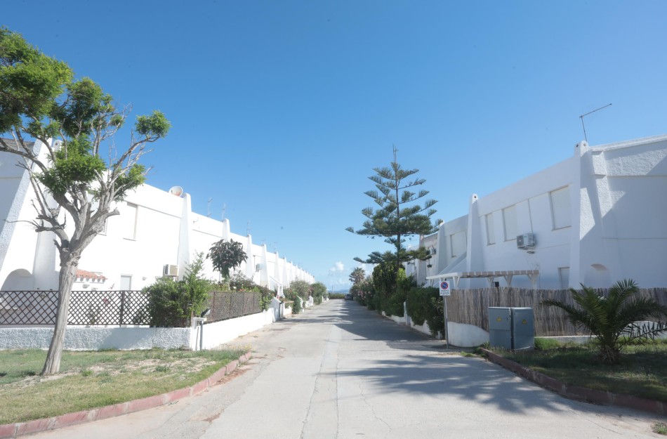 Residenza Cala di Seta Appartamento trilocale Luca con vista mare