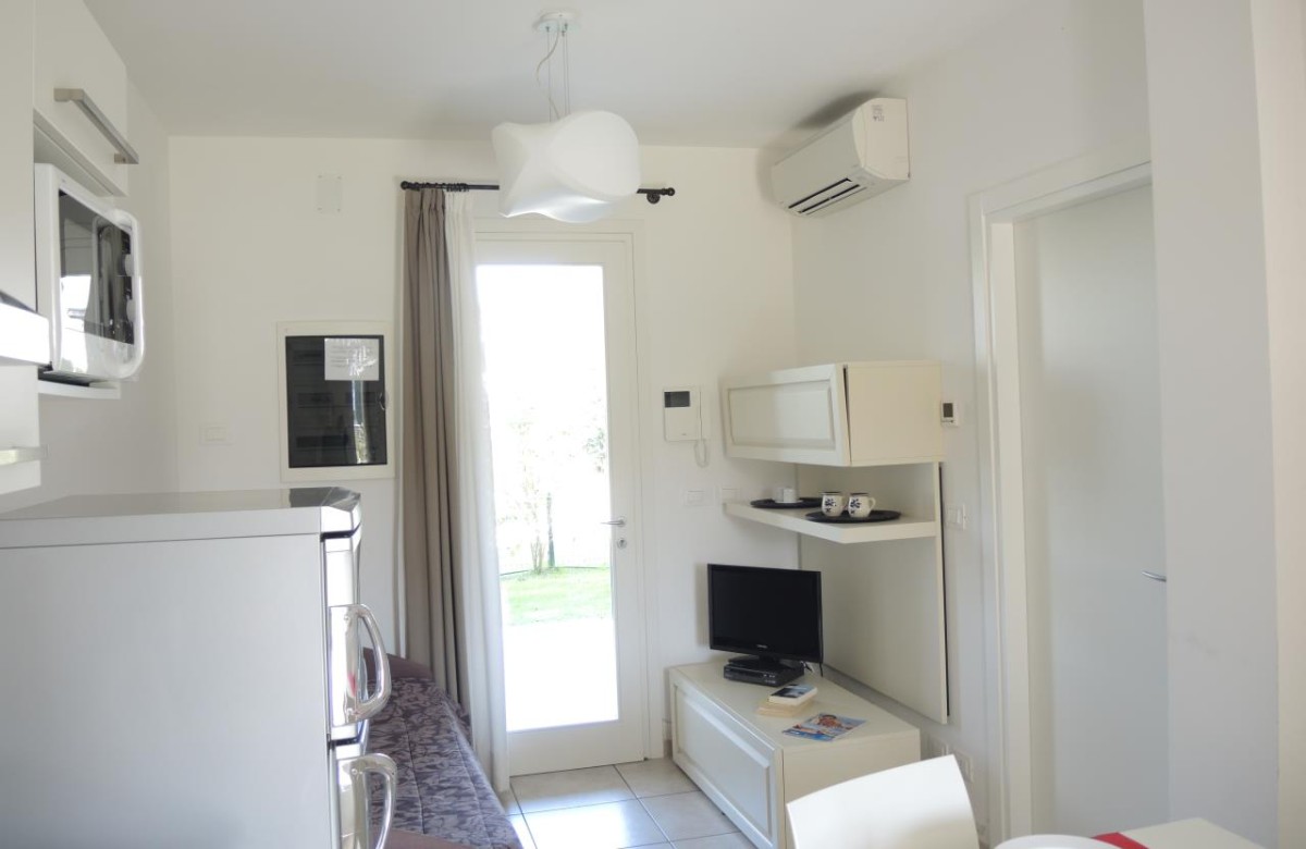 Residenz Evanike Dreizimmer-Wohnung Tipo C 1S poolseitig M2 (69/71/73) 