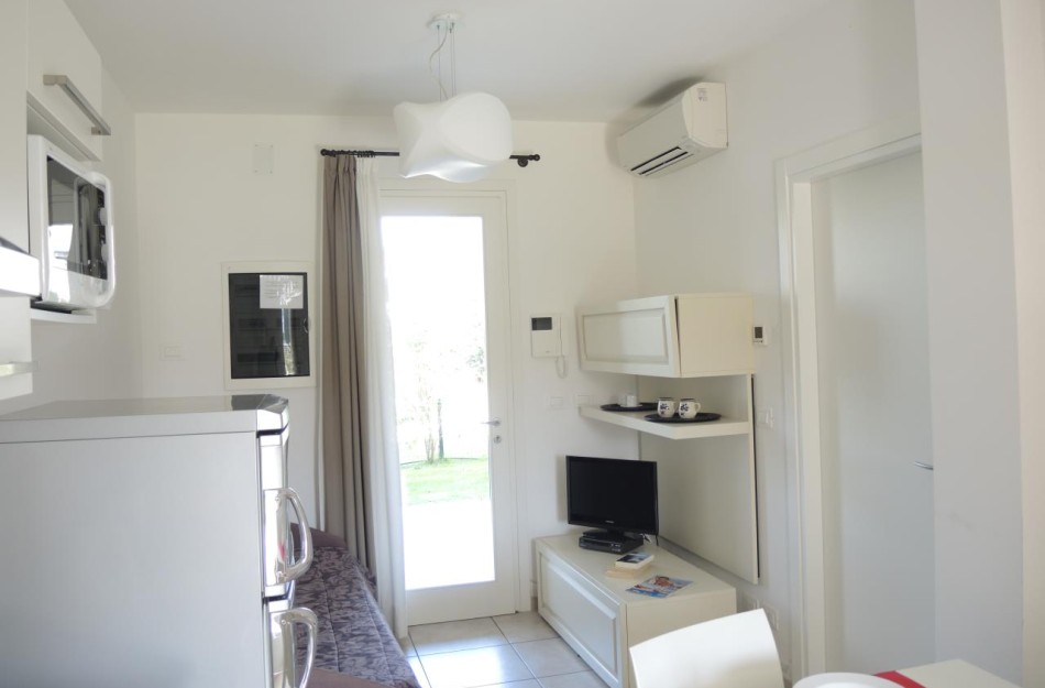 Residenz Evanike Dreizimmer-Wohnung Tipo C 1S poolseitig M2 (45/47/69/71/73) 