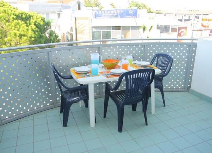 Residenz Argonauti Dreizimmer-Wohnung Trilo C2/3 1S EXP