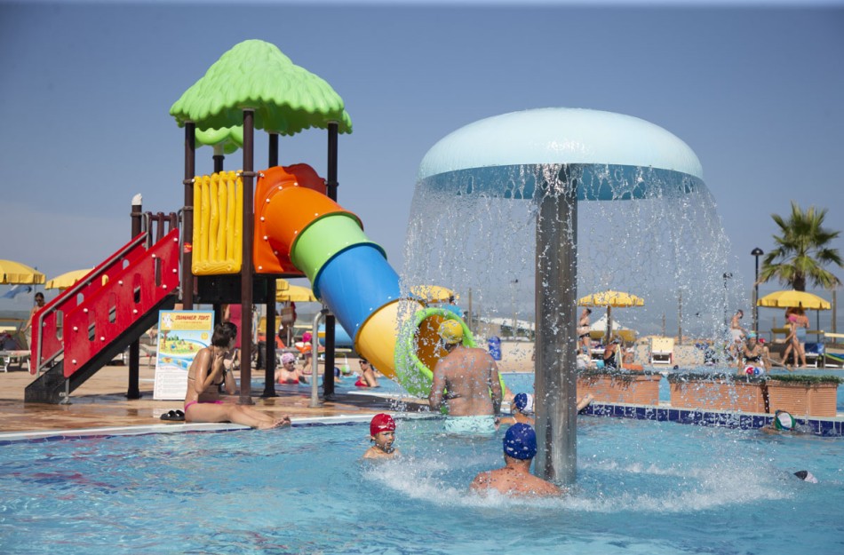 Ferienpark Rosapineta Sud Mobilehome C4 