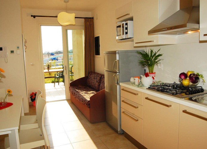 Residenz Evanike Zweizimmer-Wohnung Tipo B1 1S poolseitig M2 (09/12/14) 