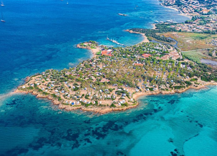 Ferienanlage Isuledda Baia Sardinia 