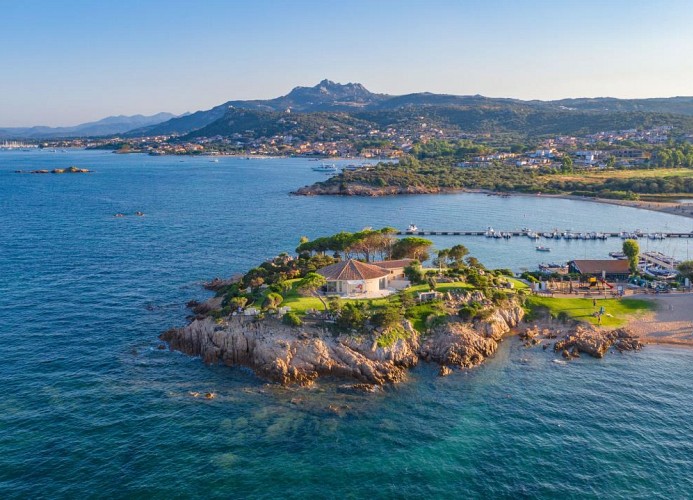 Ferienanlage Isuledda Baia Revolution