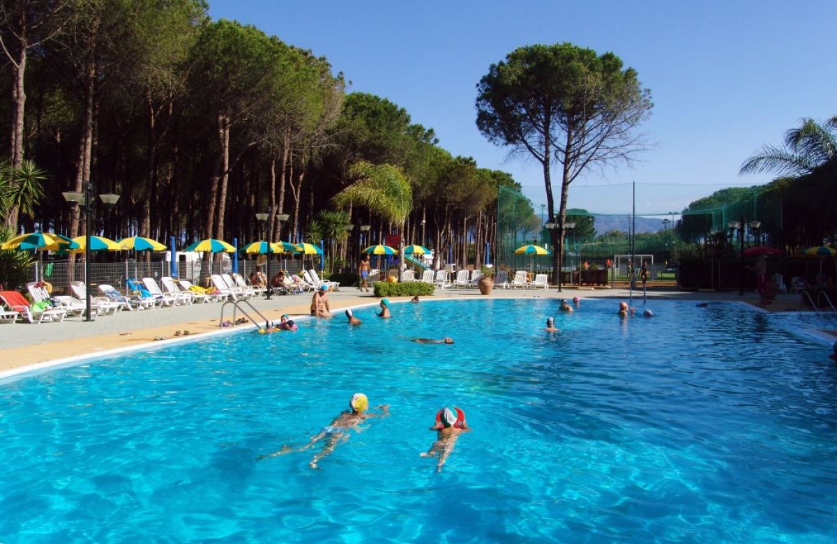 Villaggio Camping Thurium Mobilehome Happy Easy