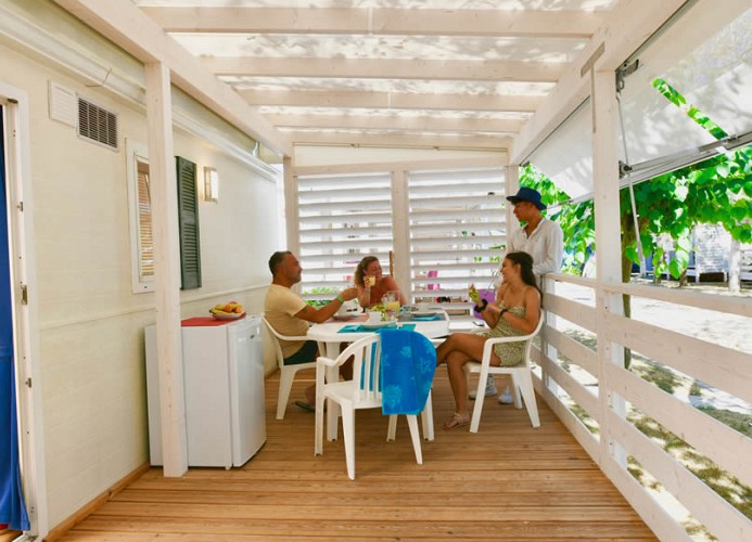 Barricata Holiday Village Mobilehome Bellagio Small