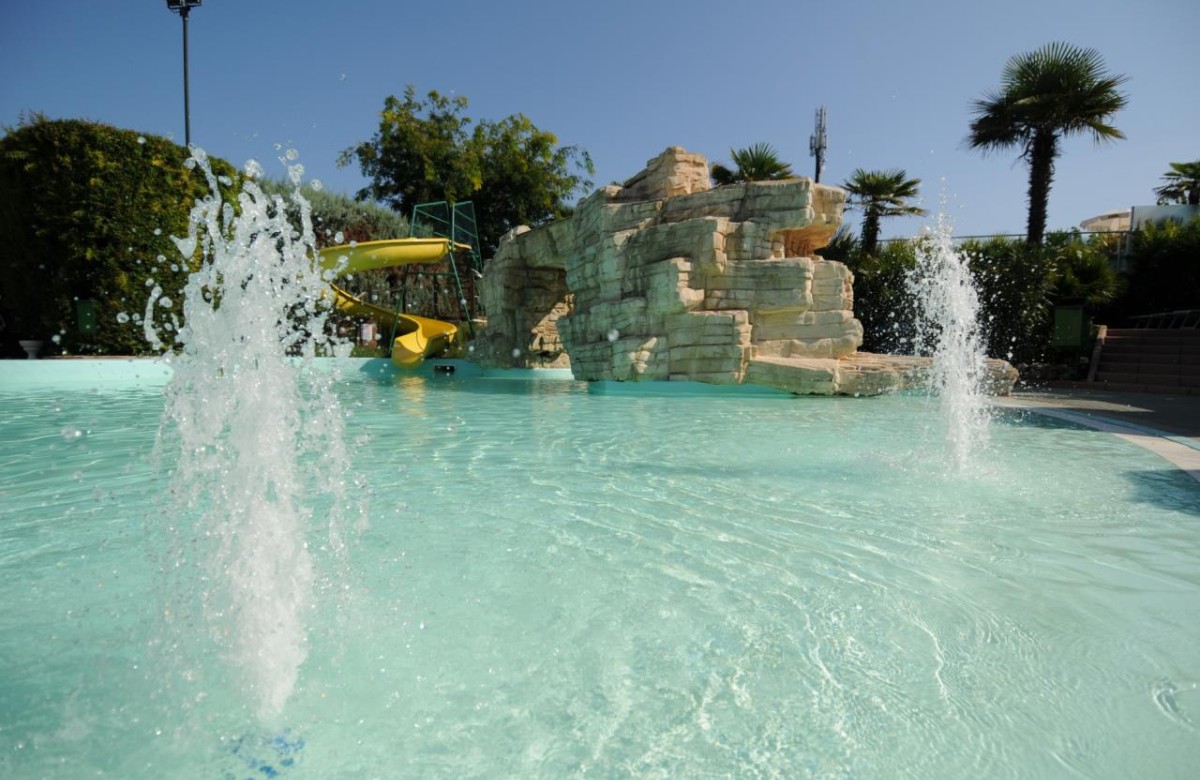 Camping Riccione Mobilehome Happy Easy