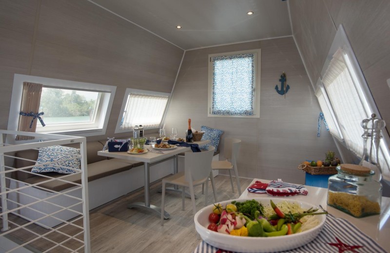 Marina Azzurra Resort Houseboat River 