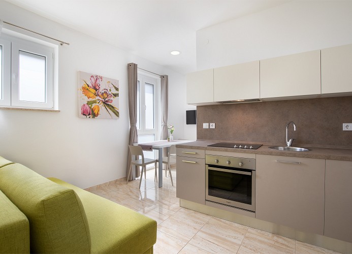 Villa Nina Apartments Zweizimmer-Wohnung mit Gemeinschaftsterrasse und Meerblick 2+2