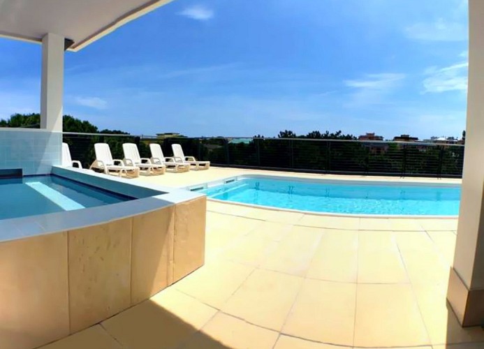 Residenz Villa Regina Zweizimmer-Wohnung Ovation mit Garten