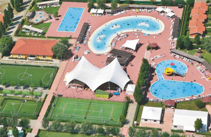 Barricata Holiday Village Boutique