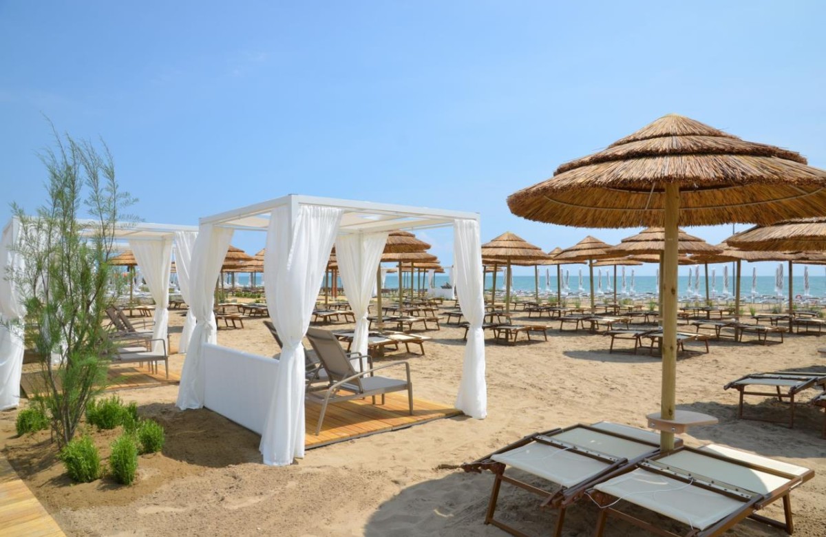 Ferienanlage Lino delle Fate Bungalow Pino Nero 