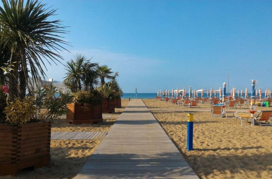 Residenz Diana Ost-Dreizimmerwohnung C6*+ mit Meerblick