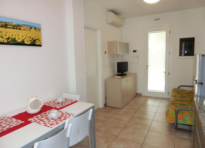Residenz Evanike Dreizimmer-Wohnung Tipo C1S RETRO (37/39)
