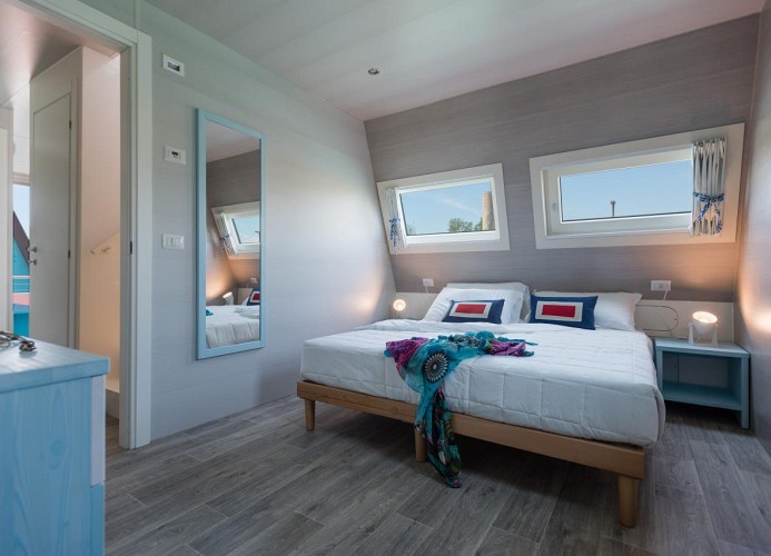 Marina Azzurra Resort Houseboat Lagoon